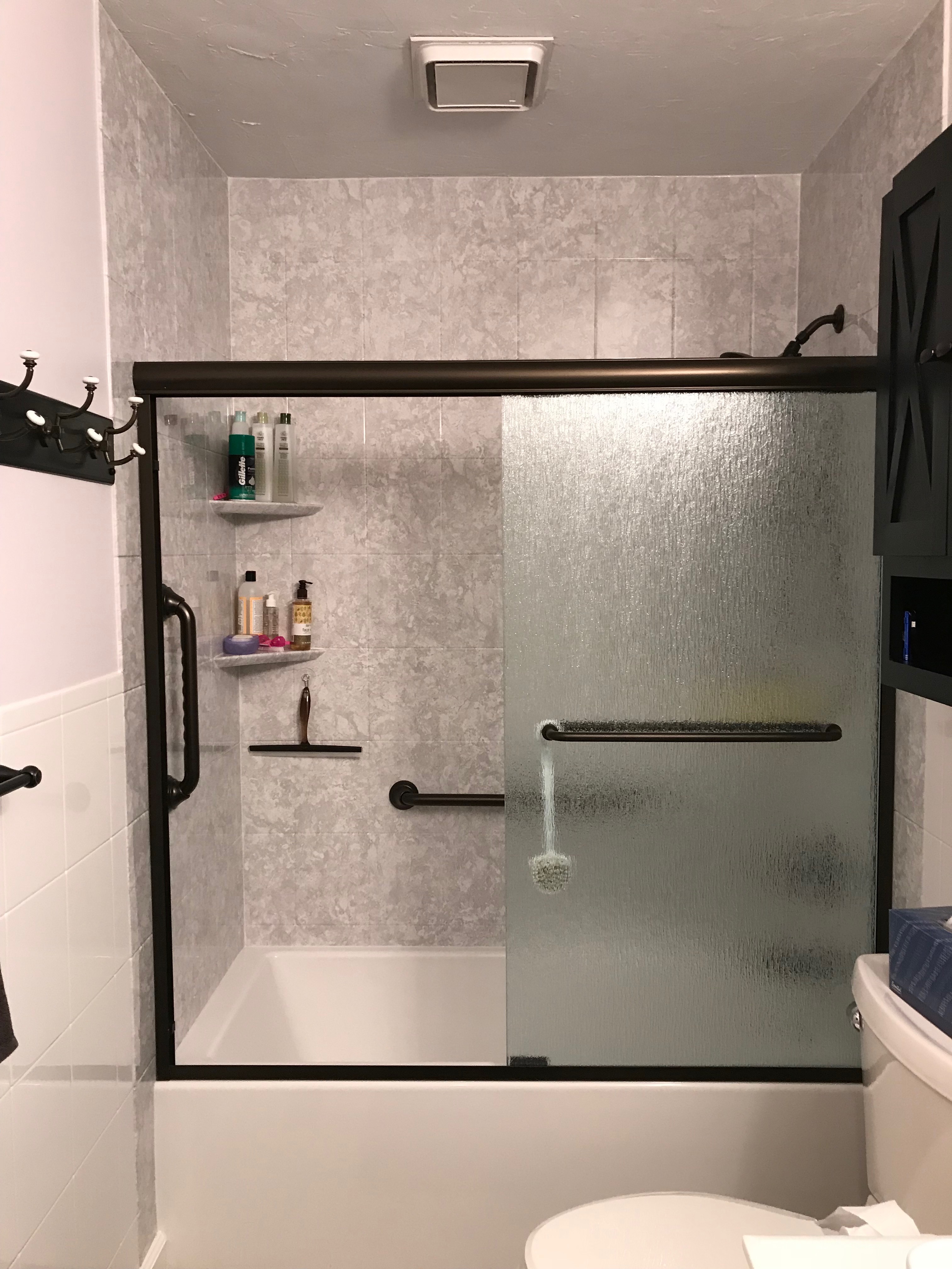 BathWraps Tub and Shower Door