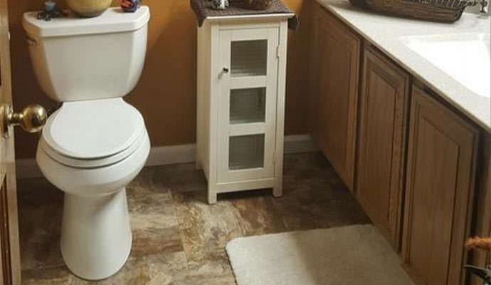 An installed toilet