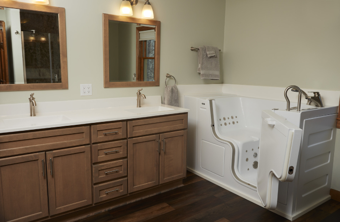 Walk-In Tubs Installation in Minneapolis by Great Lakes Home Renovations