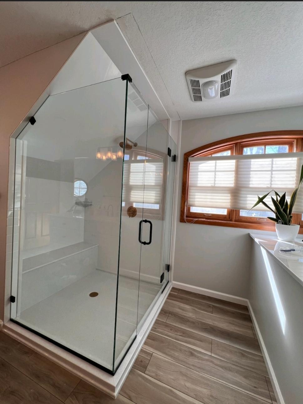 Ensuite in Wayzata