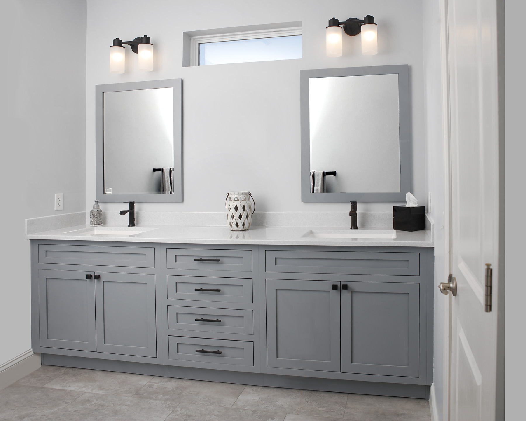 Ensuite in Chaska