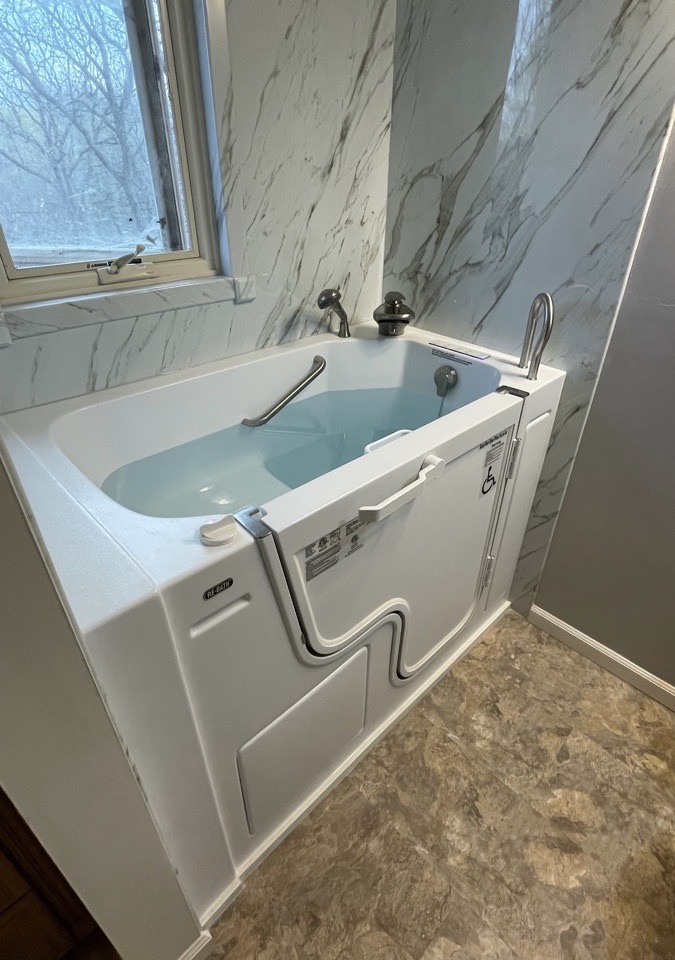 Walk-In Tub in Apple Valley