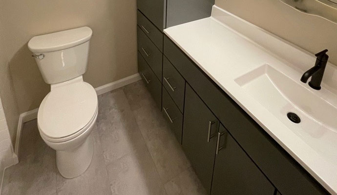 Small bathroom integrated sink
